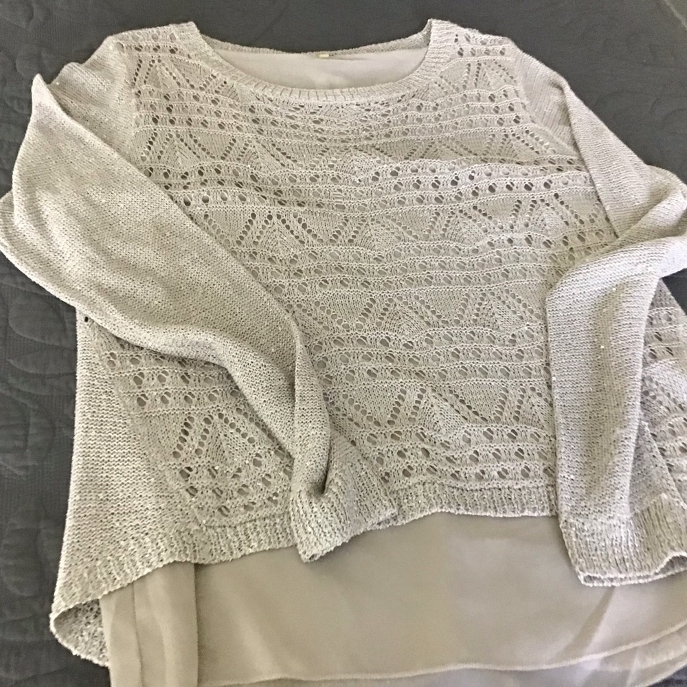 Milano Lined Woven Top with Zipper Back.